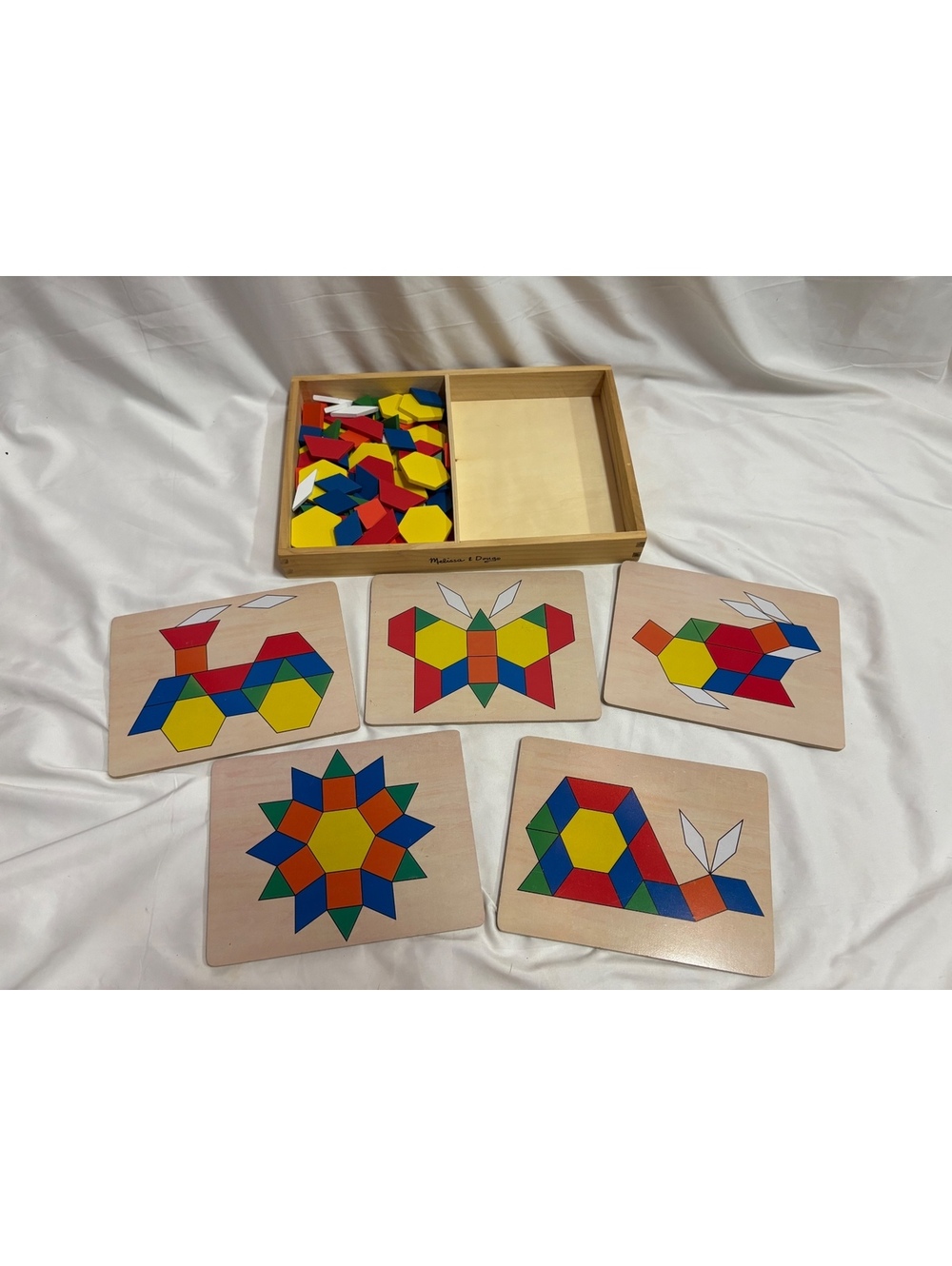 Melissa & Doug Wooden Pattern Blocks Set, 5 Boards, 120 Shapes Ages 3+